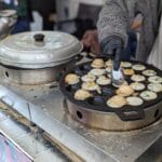 Jak wygląda zakup mieszkania krok po kroku od rezerwacji do przekazania kluczy Sprzedawca przygotowuje taj